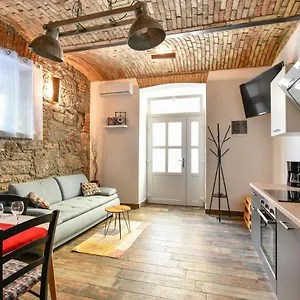 Rosenberger, Center With Parking , Opatija Croatia