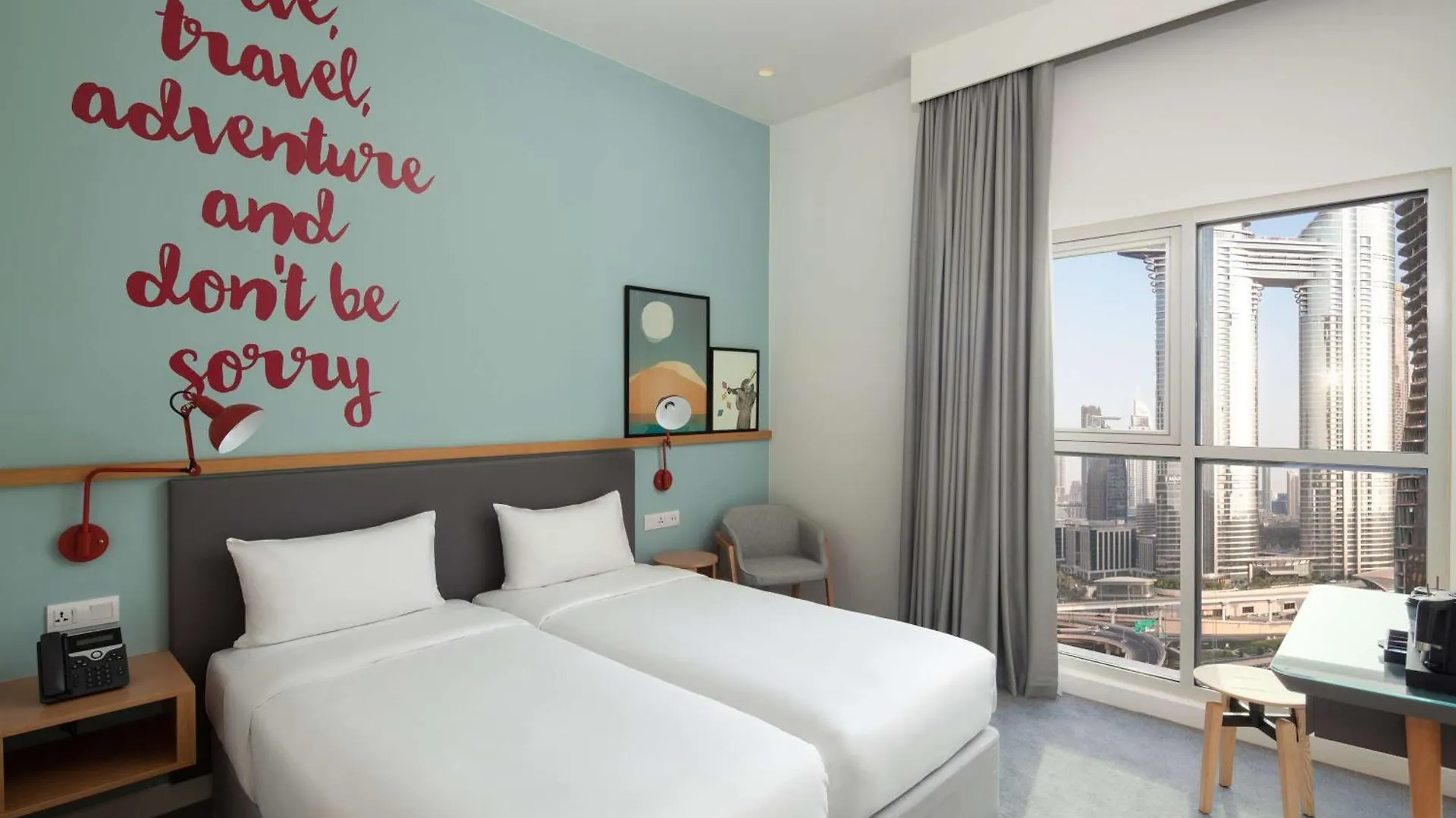 Rove City Walk Dubai 3*,